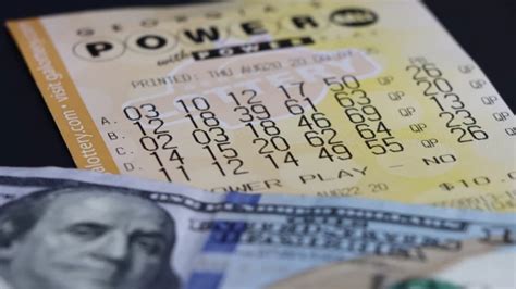 que dias juega el powerball.